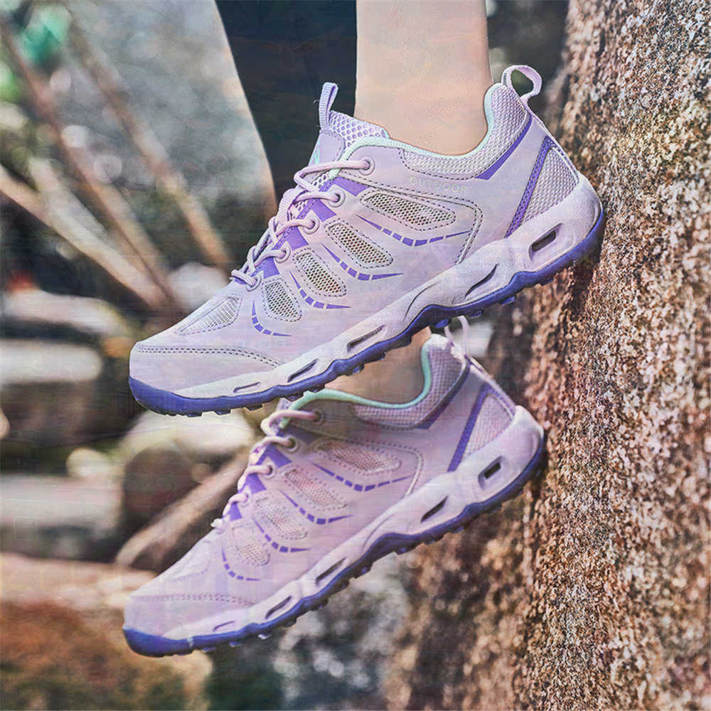 Sumer Round Tip Silver Sneaker - Men Accessories Tips ulasan dan harga